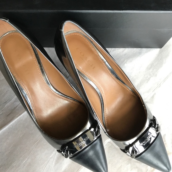 Coach Kitten pumps Gunmetal/Black size 5 Bowery Mirror Metalic - Picture 1 of 7